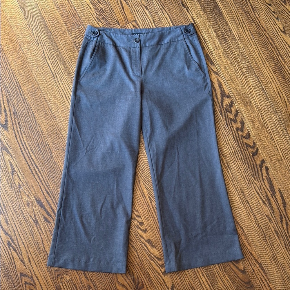 Z Theory Women’s 4 Tailored Gray Wide Ankle Pants Waist Button Details